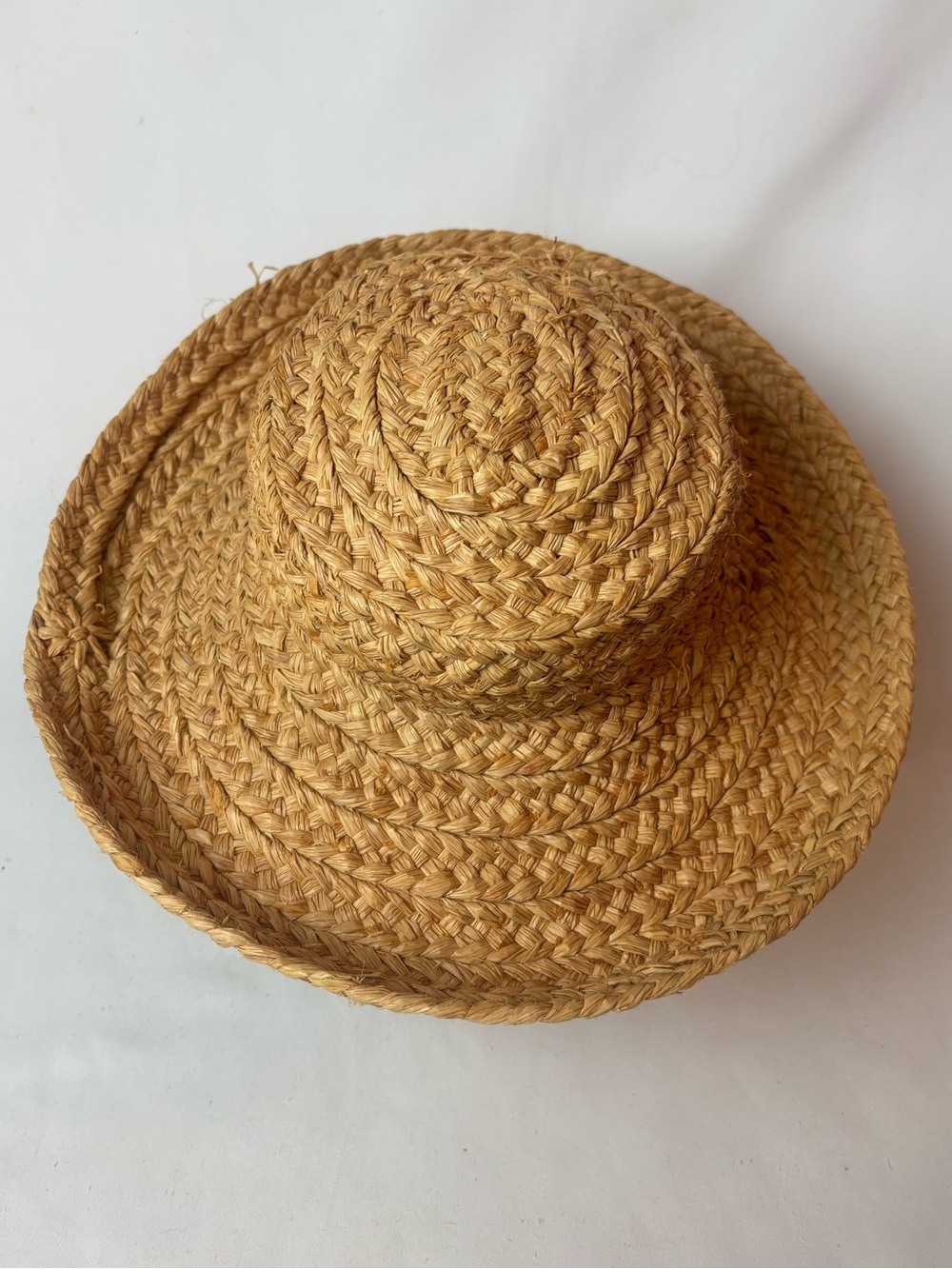 Helen Kaminski Braided Raffia Sun Hat  Beige Natural Kettle Brim Preppy Summery - Picture 2 of 5